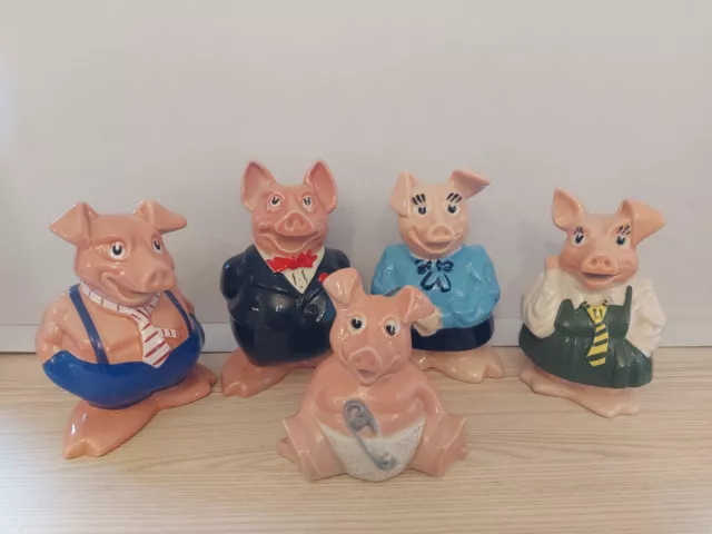 NATWEST WADE Full set 5 piggy banks with original stoppers Excellent condition