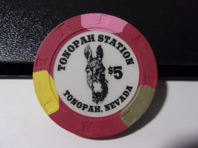 TONOPAH STATION CASINO $5.00 hotel casino gaming poker chip - Tonopah, NV