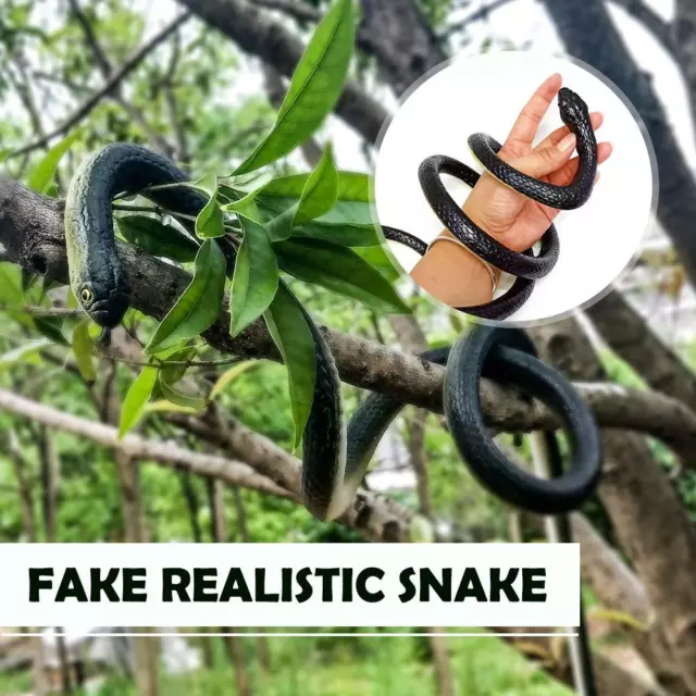 Fake Realistic Snake Lifelike Real Scary Rubber Trick Party Toy Gift Joke C1V7