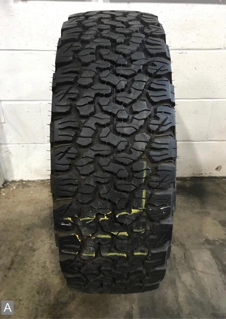 1x LT265/65R17 BFGoodrich All- Terrain T/A KO2 14/32 Used Tire