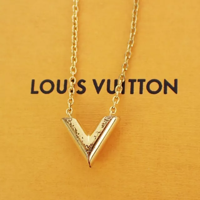 LOUIS VUITTON Essential V Necklace Gold M00857 Accessory 90201781