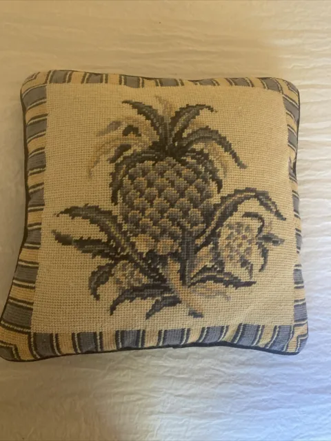 Vintage Williamsburg Blue Navy Pineapple Needlepoint Wool Throw Pillow 12”x12”