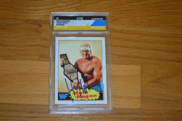 Hulk Hogan Autographed 1985 Wrestling Topps #1 Reprint Card BGS Encapsulated COA