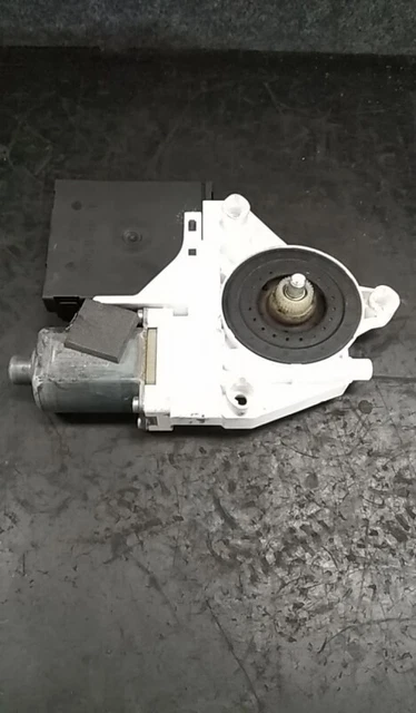 Motore Alzacristallo Anteriore Sinistro Per Citroen Jumpy / Peugeot Expert / Fiat Scudo (2007-2016) | 9221HG 9221Z6