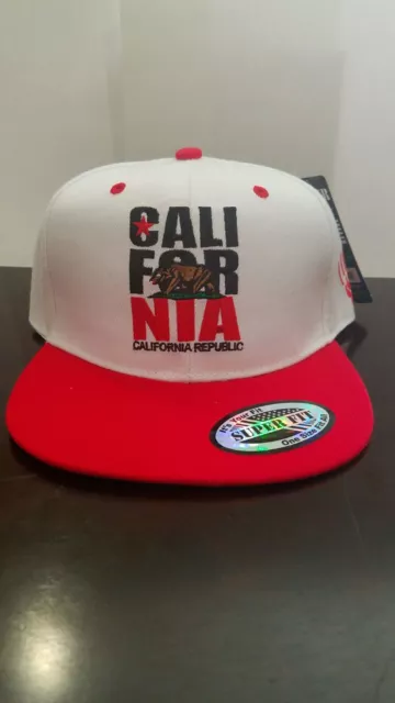 CALIFORNIA REPUBLIC CALI BEAR FLAT BILL SNAPBACK BASEBALL CAP HAT NWT Big BEAR