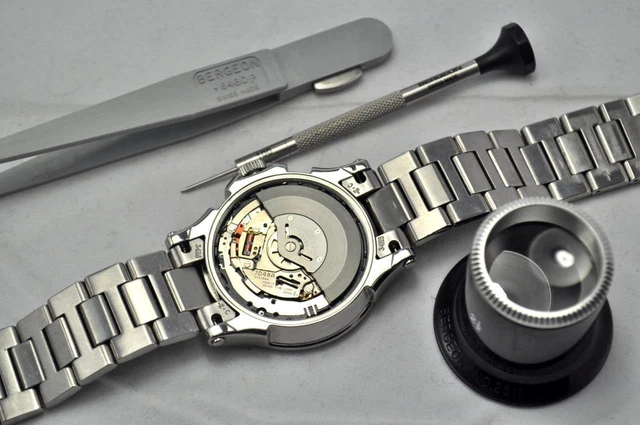 SEIKO KINETIC OROLOGIO Condensatore Cristallo Sostituzione