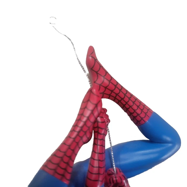 Hallmark Keepsake Spider-Man Christmas Ornament Holiday 2005 Marvel Superhero