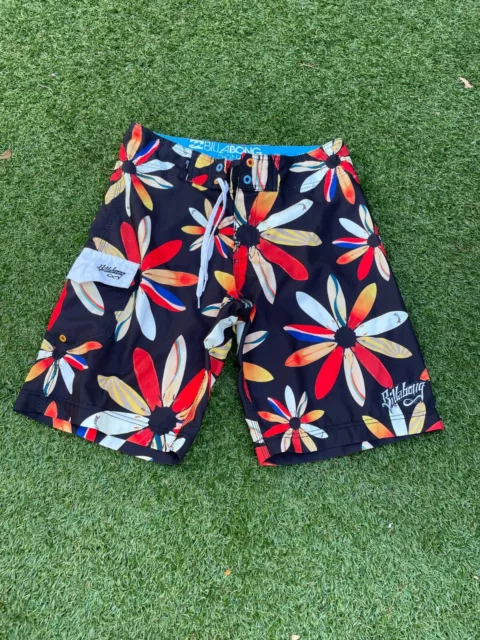 Billabong Black And Flowers Unisex Surf Swimming Shorts Used Size 31" R3