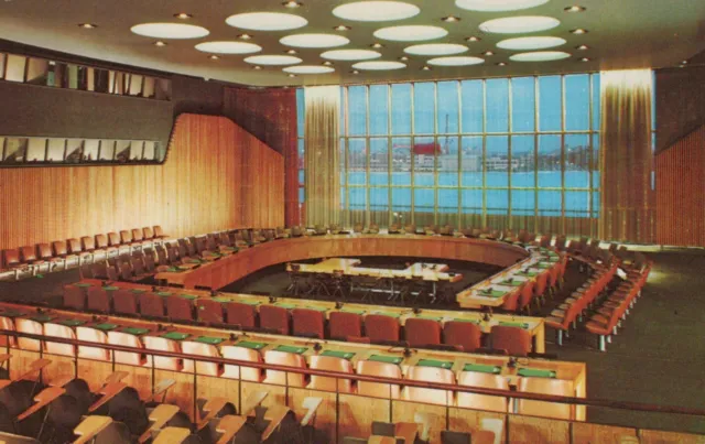 United Nations Economic & Social Council Chamber Posted Vintage Chrome Post Card