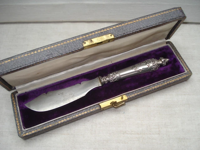 Lot de 20 couteaux à fromage en argent fourré - Lot 206