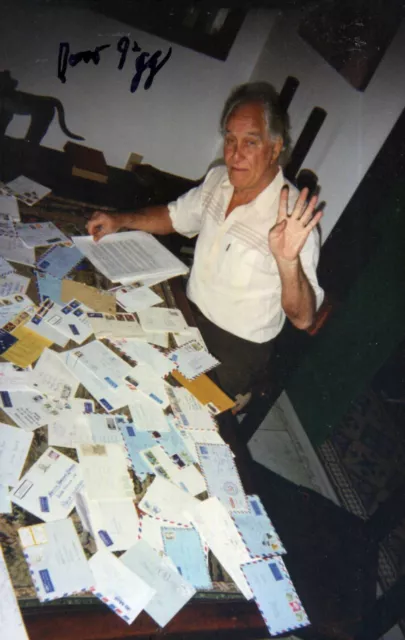 RONNIE BIGGS Signed 'Fanmail' Photograph - Great Train Robbery - preprint