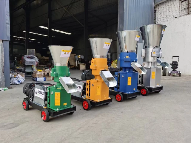 4.5KW 220kg/h Mill Pellet Machine Fish Chicken Duck Pigeon Horse livestock Feed