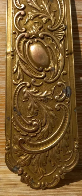 Very Decorative Antique Gilt Brass Finger Plate 30.5 x 8.25cm 3