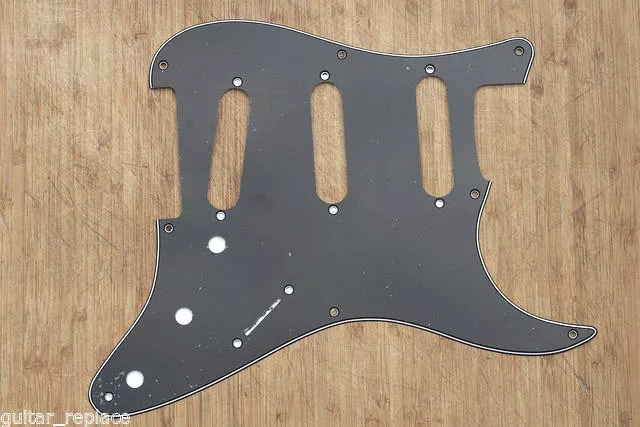 Golpeador Stratocaster Negro 8 Agujeros 3 Capas SSS Pickguard Black Strato