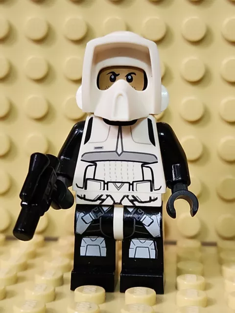 LEGO Star Wars Scout Trooper Black Legs sw0505 From Set 10236 w/ Blaster
