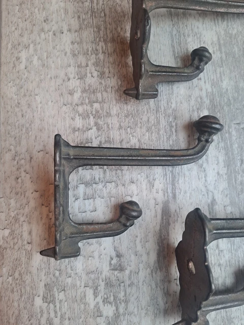 Vtg Antique Double Ornate Acorn Schoolhouse Coat Hat Hooks 3.5" Spike Back 3