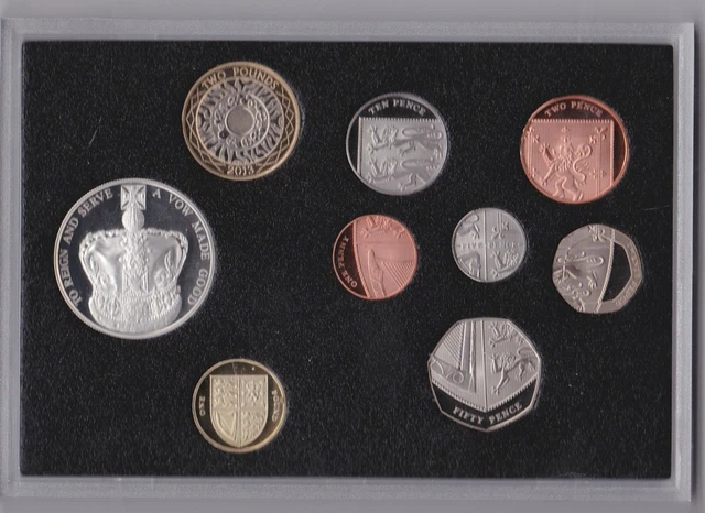 Boxed Royal Mint 2013 The Queen's Executive 9 Coin Proof Set With Certificate