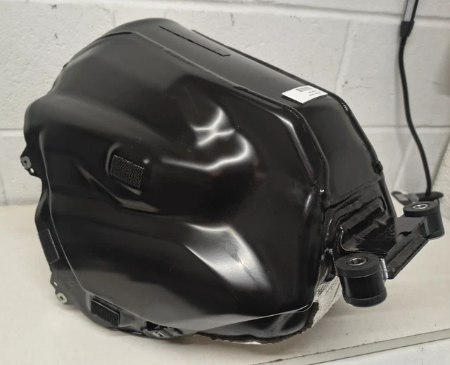 Curated visual reference: Gallery Detail: Bmw R1300Gs Fuel Tank 2023 2024 2025 Petrol Container 16115A79076