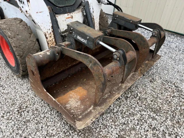 2018 Bobcat 74" Industrial Grapple Bucket Attachment For Skid Steers, Dual Cyl.