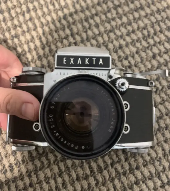 Exakta VX IIa Vintage Camera Body + Carl Zeiss Jena f. Exakta 50/2 Pancolar
