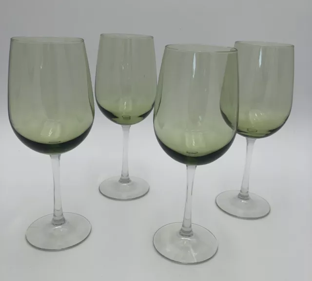 Vikko 5.5-oz Small Wine Glasses: Beautiful Round Dessert Wine Glasses - Set of Wine Glasses - Durable Stemmed Wine Glasses - Dishwasher Safe Thick