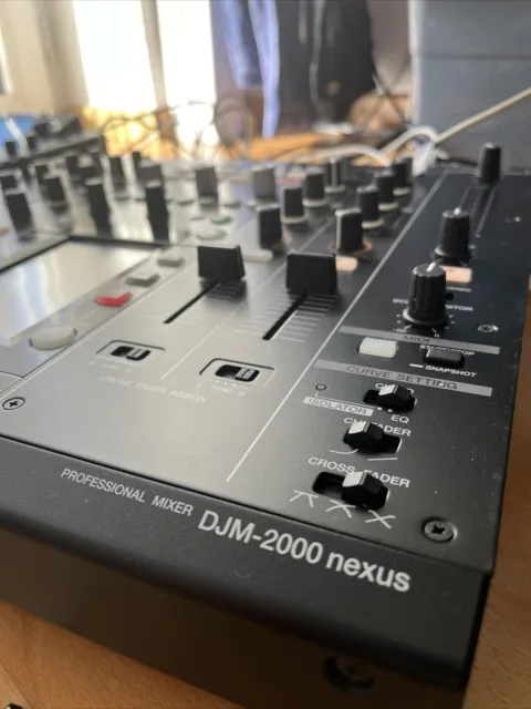 pioneer djm 2000 Nexus