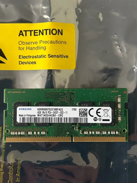 4GB SAMSUNG DDR4 SODIMM So-dimm M471A5244CB0-CRC 1x4GB EUR 7,50 ...