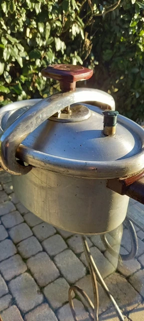 ANCIENNE COCOTTE MINUTE SEB Ovale Serie 1 - 6 Litres aluminium EUR 40