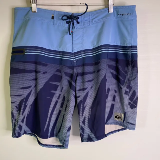 Quiksilver Highline Men's 36 Blue Stripes Stretch Boardshort Surf Swim Beach