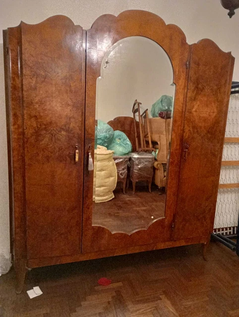 Antico Armadio Art Déco 3 ante Primi '900 In Legno Intagliato con Radica Italia