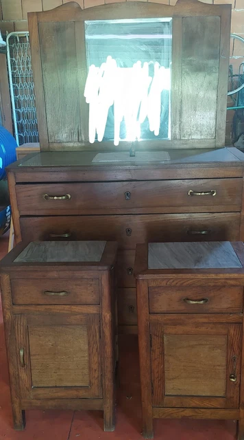 Como piu comodini In Legno.