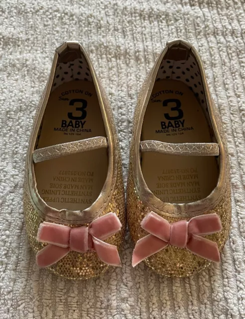 Cotton On Baby girls Shoes Size 3 Gold Sparkle With Pink Velvet Bow Flats