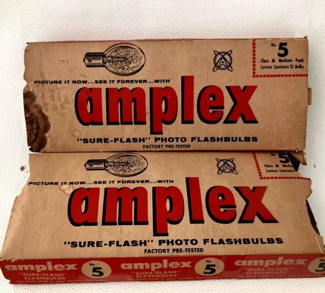 18 Amplex "Sure-Flash"  Photoflash Bulbs No. SM Class F - 2 partial boxes