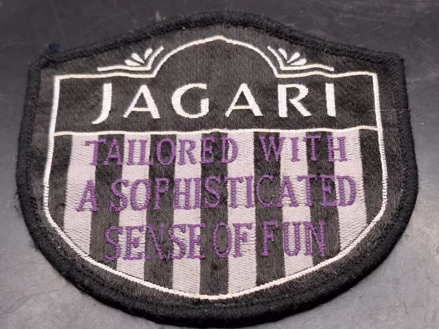 Toppa Jagari Tailord with a Sophisticated Sense of Fun Patch distintivo in tessuto