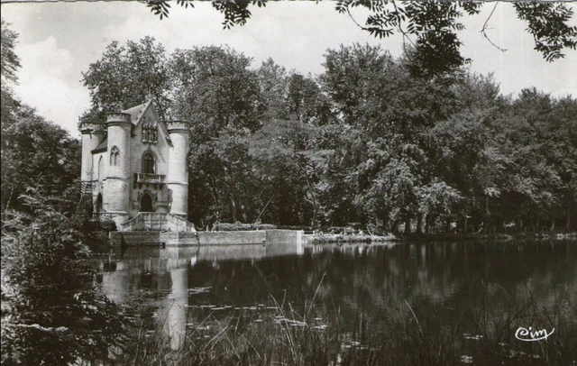 L04 / dept 60 CPSM FORMAT CPA COYE LA FORET CHATEAU DE LA QUEEN BLanche 1950 NEW