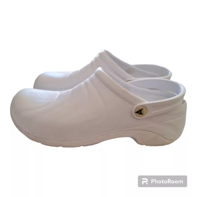 Anywear Clogs Nursing Shoes Antimicrobial Slip Resistant Lightweight White Sz 8