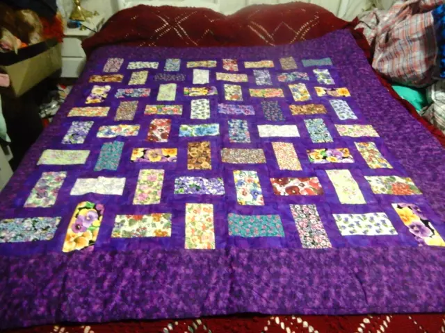 Hand crafted Bright Floral Purple Mauve Patchwork Quilt 150 cm Sq. Brand New