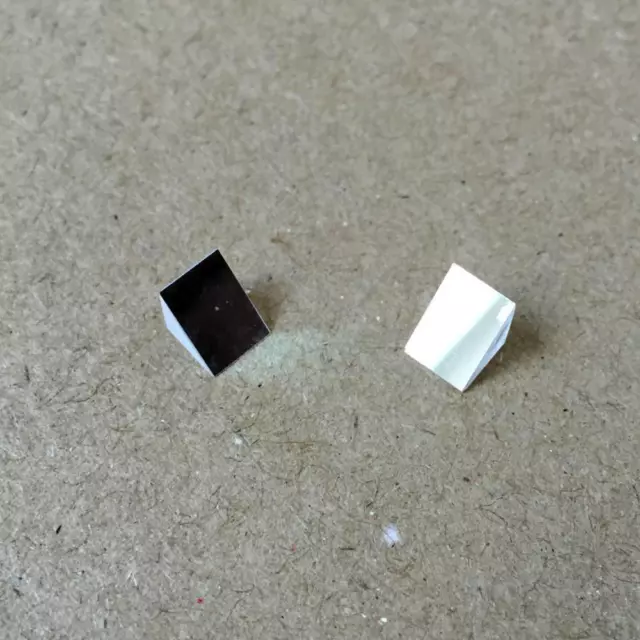 Optical Glass Triangular Prism Right Angle Total Reflection Laser 5*5*5mm Optical Glass Triangular Prism Right Angle Total Reflection Laser 5*5*5mm