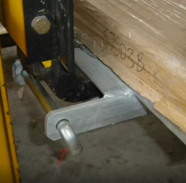 Toggle Locking Pins for securing attachments onto Forklift Tines (Pair)