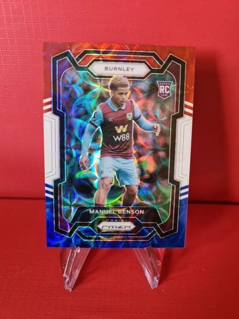 Panini PRIZM WAHL Premier League 2023-24 rot weiß blau Manuel Benson Rookie.