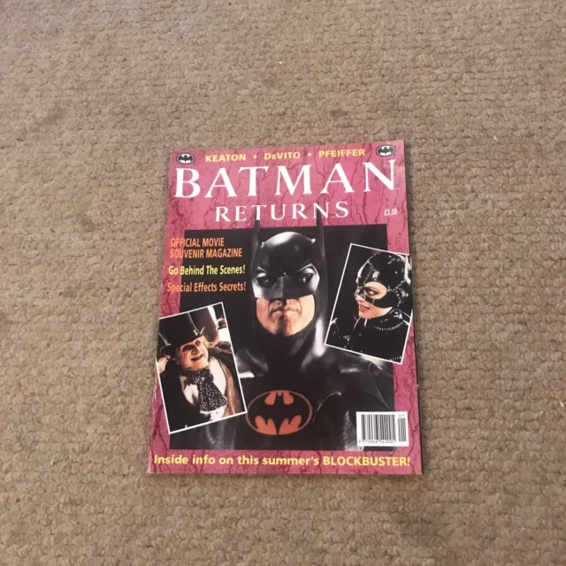 Batman Returns Official Movie Souvenir Magazine - Titan 1992