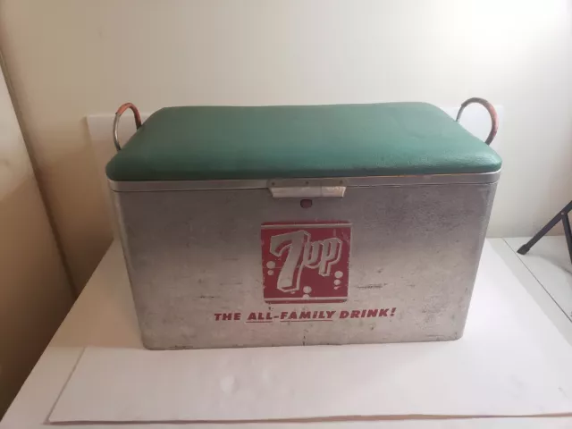 Vintage 1960's 7Up Soda Pop Embossed Metal Picnic Cooler With Padded Lid