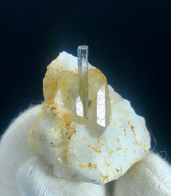 22 Gm Natural Aquamarine With Quartz Crystal Specimen From Skardu Pakistan