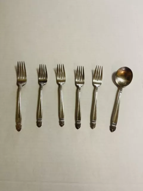 Holmes & Edwards Inlaid IS 1938 Danish Princess 6 Piece Flatware See****