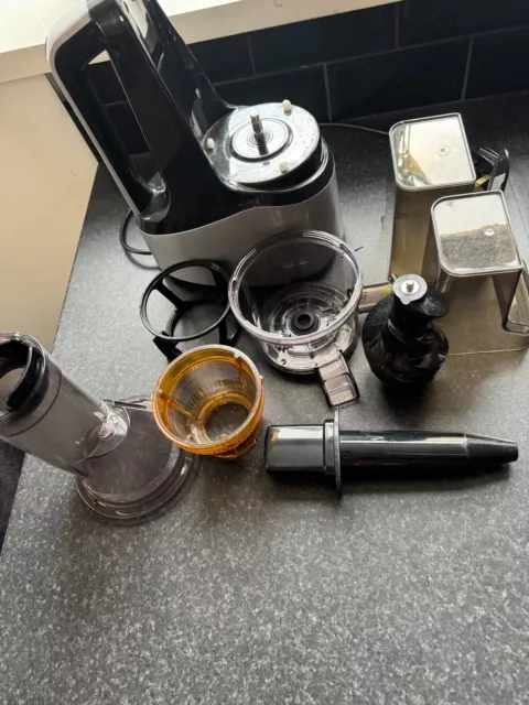 JR ULTRA 8000 S2 Whole Feed Shoot Masticating Juicer New 2018 Model Silver 113.99 PicClick UK