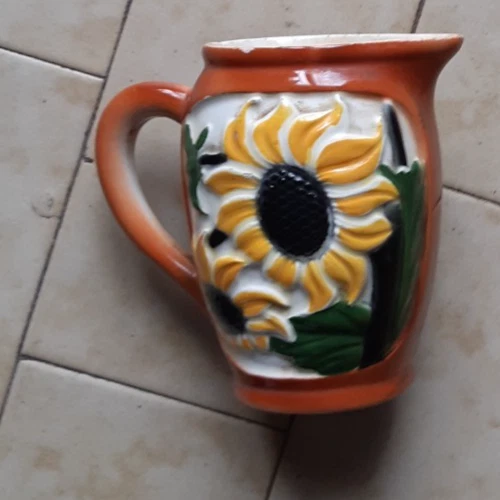 Pichet Ancien En Barbotine Décor Tournesol - Poët Laval, France (occasion)