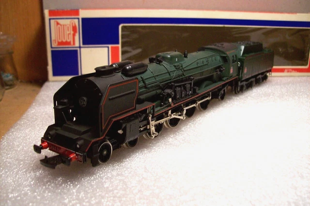 Locomotive SNCF 241 P 7 JOUEF dépôt de Nevers - HO 1/87