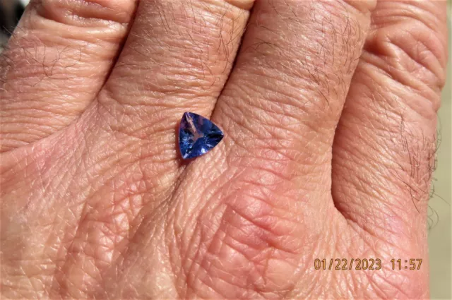 Fabulous Trillion Cut Tanzanite 1.0 ct  Natural  stone