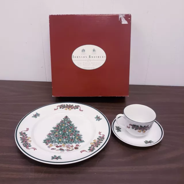 JOHNSON BROTHERS VICTORIAN Christmas China Dinnerware 3 pc Place