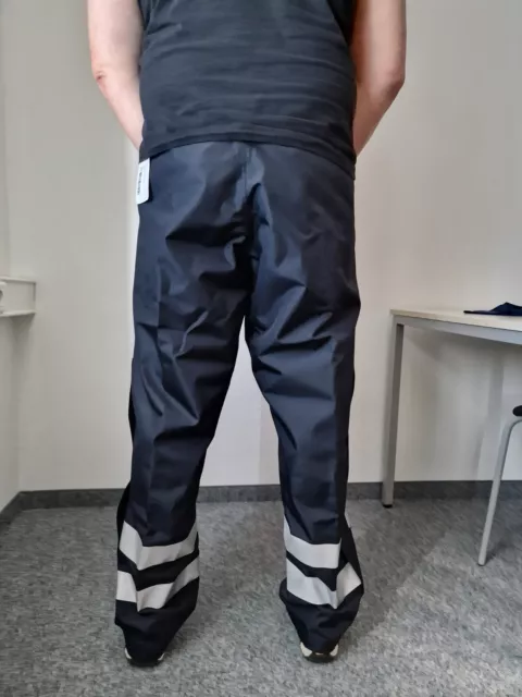 Regenhose reflektierend wasserdicht Fahrradhose zum Überziehen (Größe M) 2